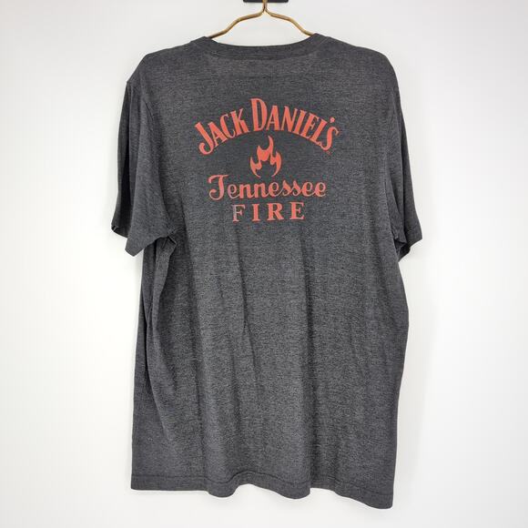 Jack Daniel's Tennessee Fire Whiskey Fireman's Unisex T-shirt/Tee - Size L - GUC - Picture 2 of 11